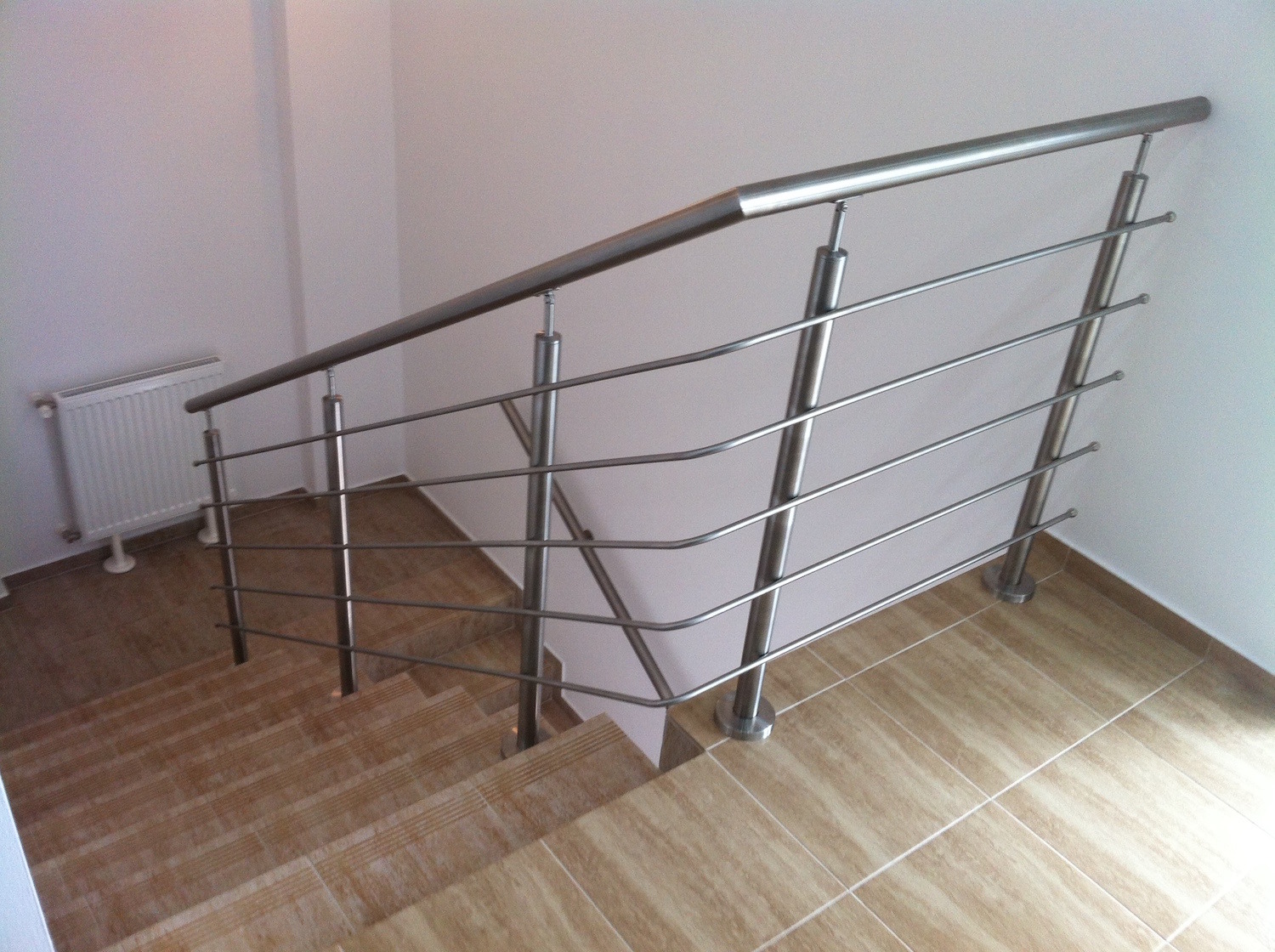 nerezové zábradlie na schody